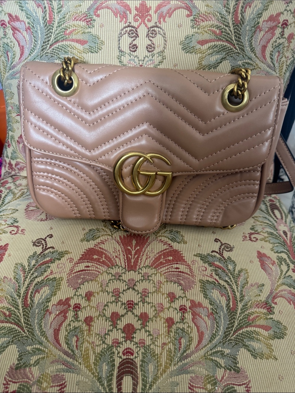 Quilted Matelassé Shoulder Bag with Gold GG